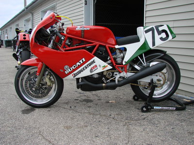 1988 ducati 750 F1 a.JPG