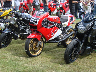 Yellow Bike Ducati 750 F1.JPG